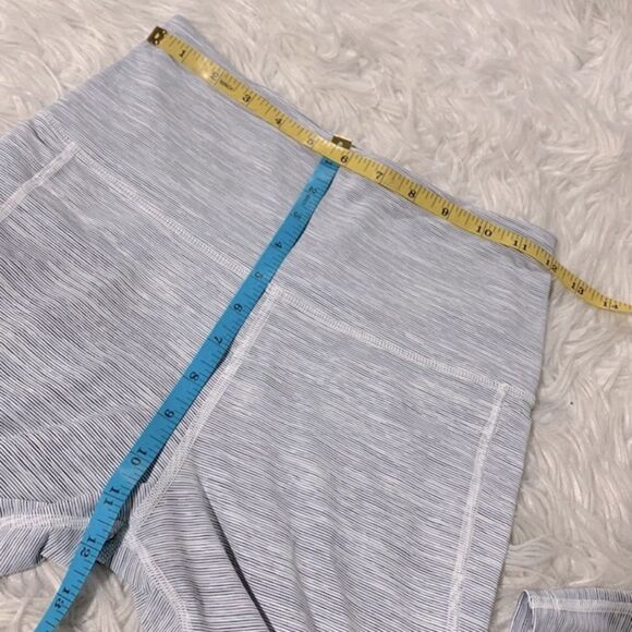 LORNA Jane leggings side pockets booty support gray fine stripe women’s - Picture 8 of 12
